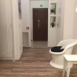 Maison Velia روما