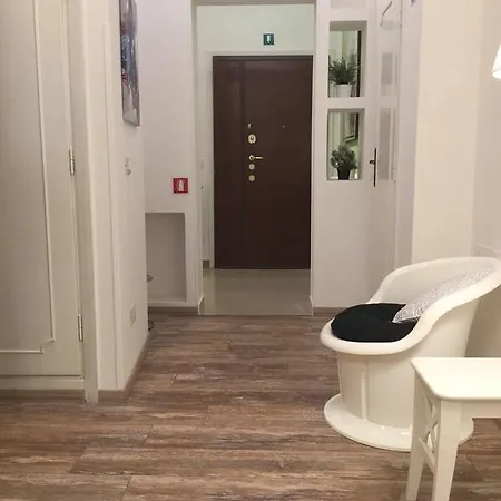 Maison Velia Rome